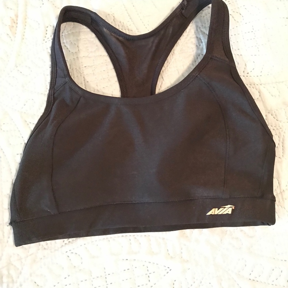 sports bra